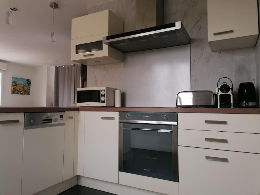 Apartamento T3 Avec Exterieur Sanary Centre Exterior foto